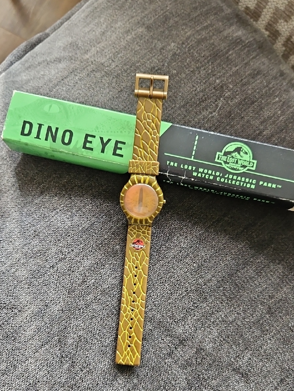 Jurassic Park Kids' Dino Eye Yellow Watch